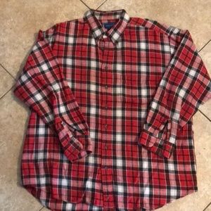 Mens button-down long sleeve flannel shirt